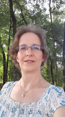 Stephanie Faust